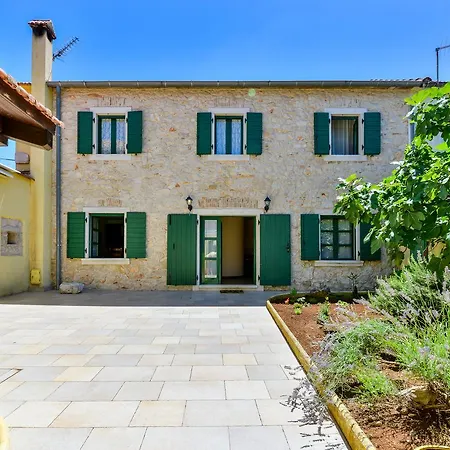 Holiday home Borgo Erizzo