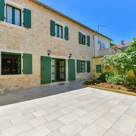 Borgo Erizzo * Zadar