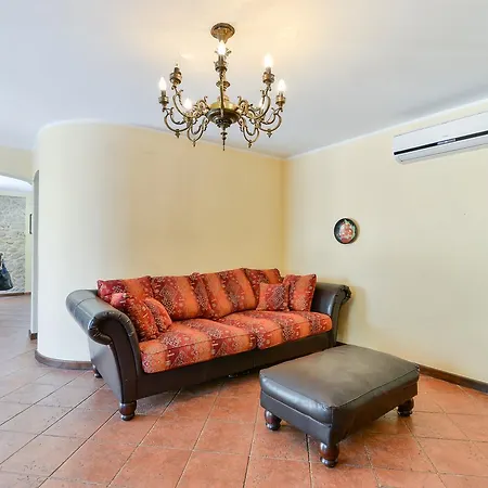 Borgo Erizzo *